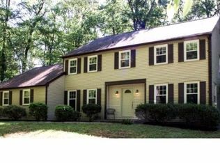 82 Oak Leaf Ln, Doylestown, PA 18901