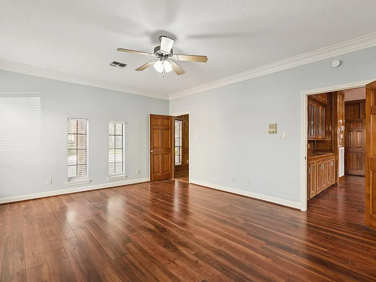 14819 Walbrook Dr — Photo 19