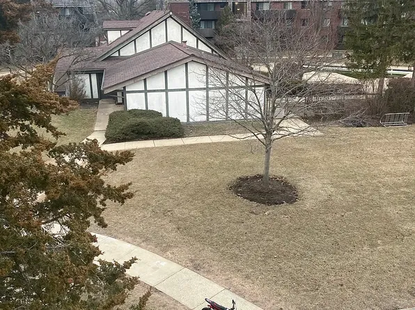 513 Timber Ridge Dr APT 307, Carol Stream, IL 60188