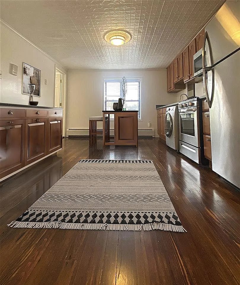 1 bed, 750 sqft, $2,950 — Photo 1
