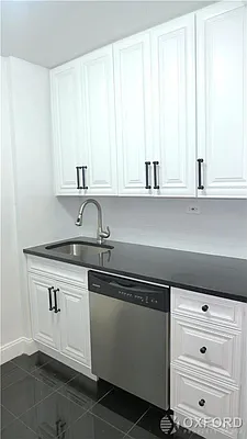 Rented by Oxford Property Group | media 41