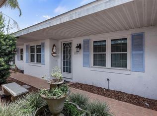 139 E Central Ave, Howey In The Hills, FL 34737