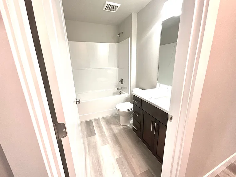 849 Crystal Ct — Photo 7