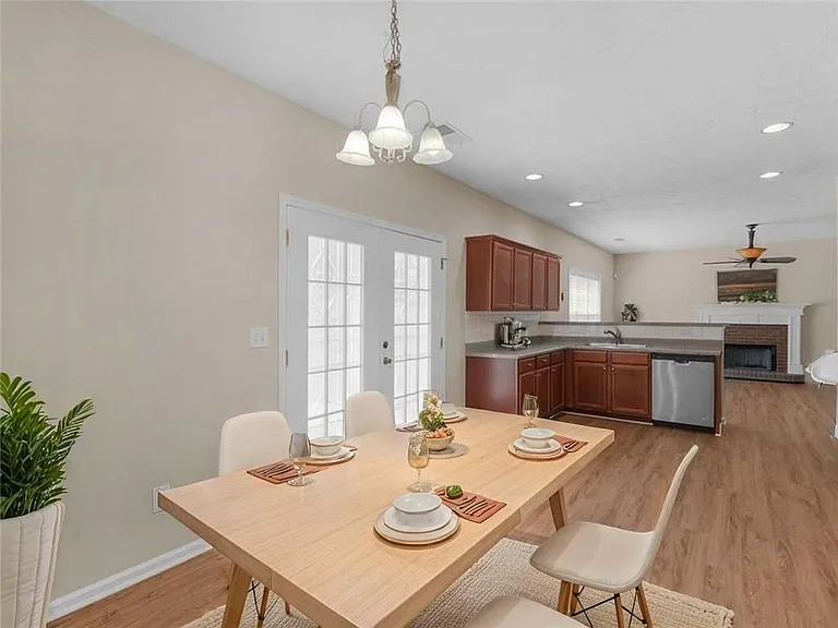 362 Interlake Pass — Photo 15