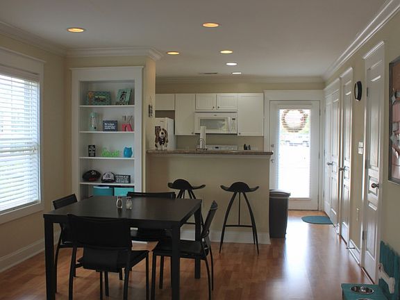 2nd image of 1725 Harvey Mitchell Pkwy S APT 4311