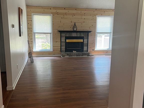 4th image of 141 Earlygold St