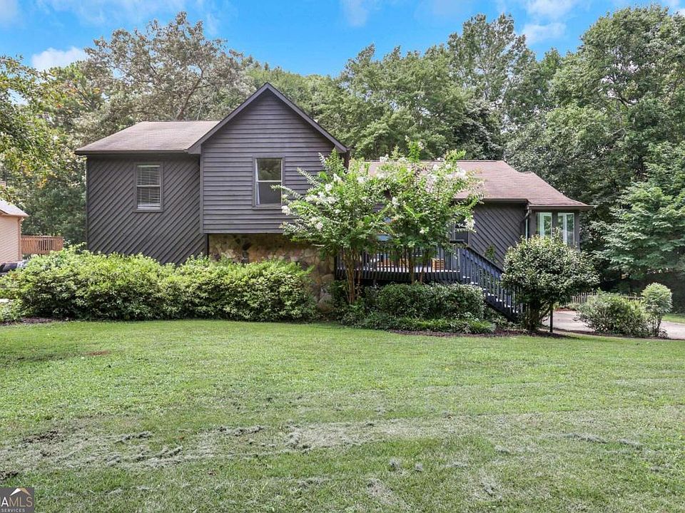 1st image of 2635 Peachtree Walk
