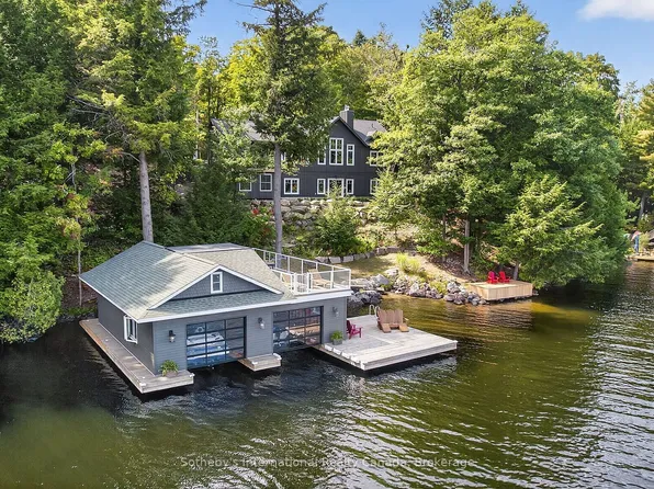 1160 Whiteside Rd Unit 52, Muskoka Lakes, ON P0B 1J0