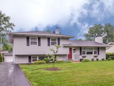 327 Elmwood Dr, Naperville, IL, 60540