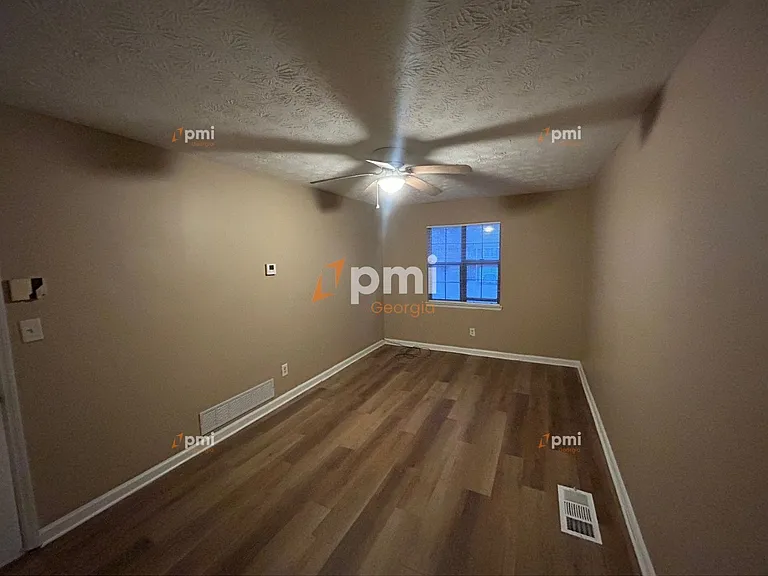 5867 Sheldon Ct #C — Photo 5