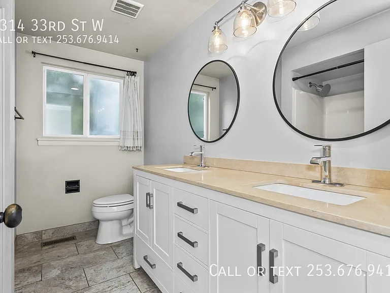 8314 33rd St W — Photo 5