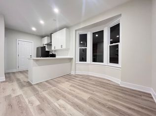 33 Somerset Ave, Hamilton, ON L8L 2L4