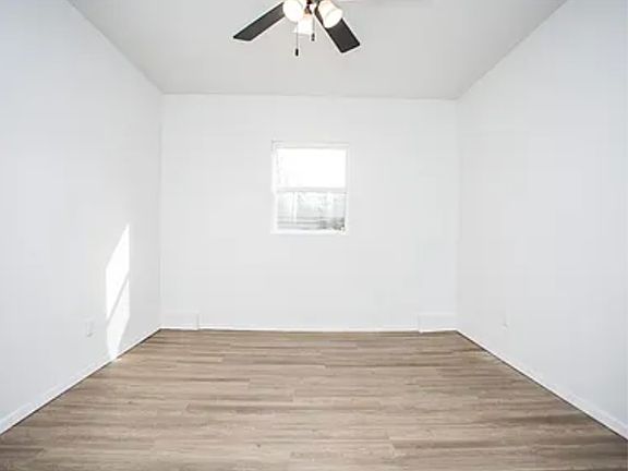 4th image of 3302 31st St