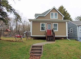 4603 Dodge St, Duluth, MN 55804