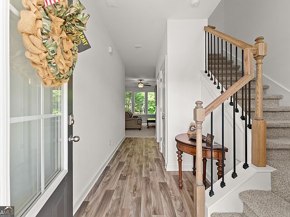 2nd image of 70 Edith Ct