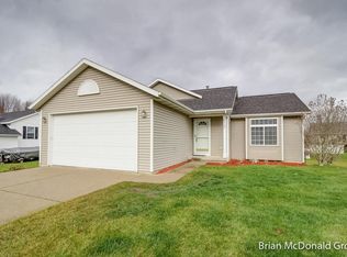 4167 Wood Duck Ln, Hudsonville, MI 49426