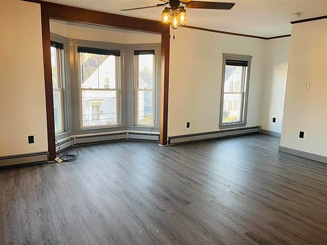1 bed, 1.0 bath, 1000 sqft, $1,700 — Photo 3
