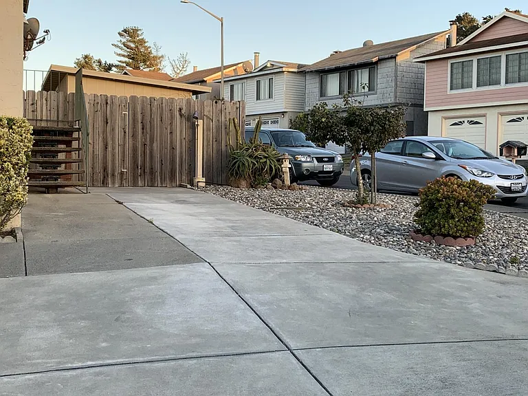 57 Lycett Cir #A — Photo 10
