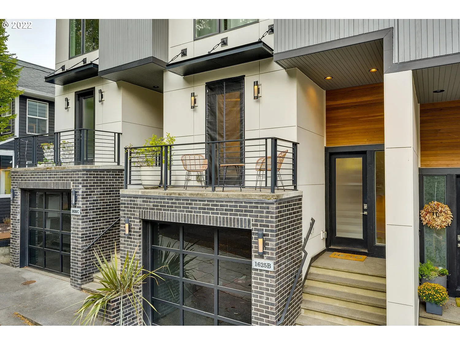 1625 SW Montgomery St #B photo 1