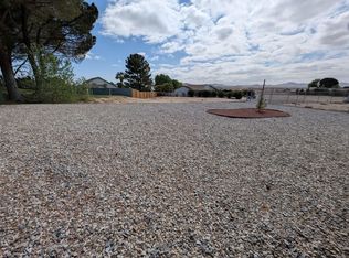 26673 Cumberland Ln, Helendale, CA 92342