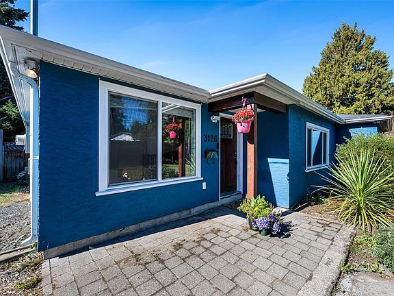 3rd image of 3126 Metchosin Rd