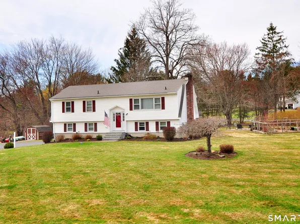 17 Jefferson Drive, New Milford, CT 06776