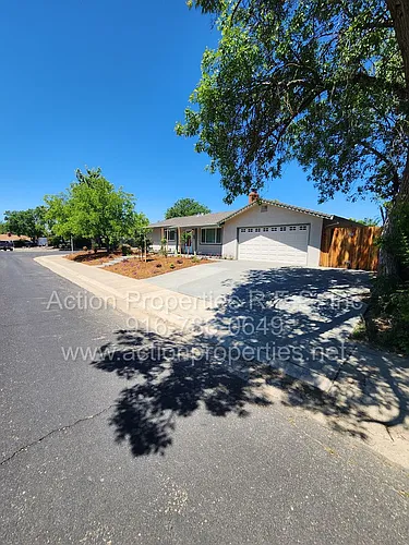 1505 Gregory Way Photo 1