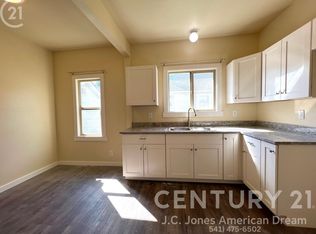 JP2303.2, Medford, OR 97501