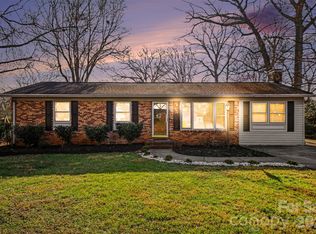904 Union Ter, Gastonia, NC 28056