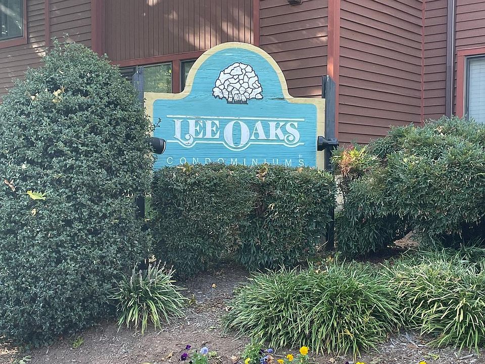 1st image of 2809 Lee Oaks Ct APT 202