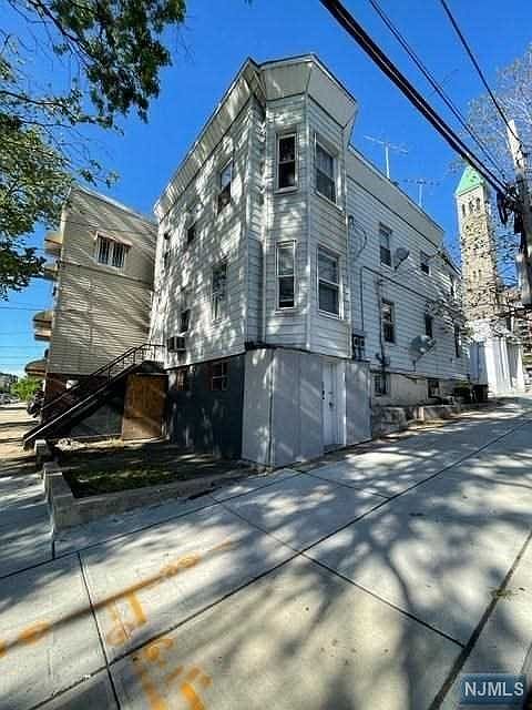 2 jordan avenue jersey city nj