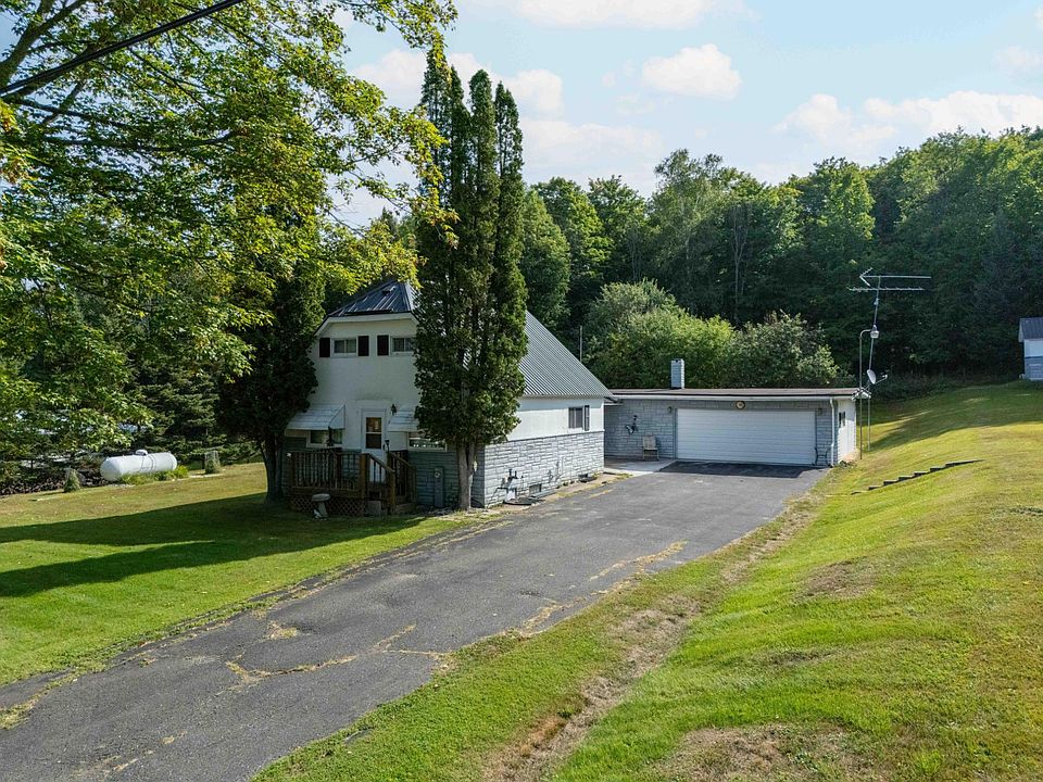 1st image of 135 Hanmer Rd