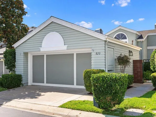 820 Daphne Ct, Carlsbad, CA 92011