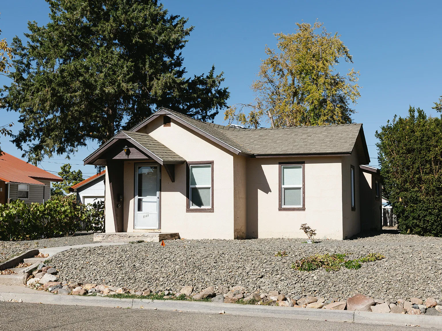 Hutchinson Estates LLC- 1049 SW 9th Ave - 1 — Photo 1