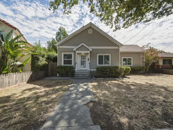 107 1st St, Woodland, CA 95695