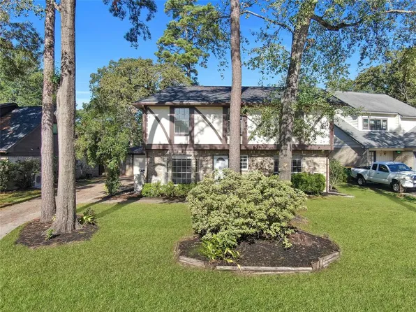 33 Lancelot Lane, Conroe, TX 77304