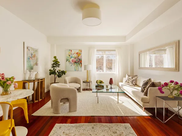 353 3rd Street image 1 of 14