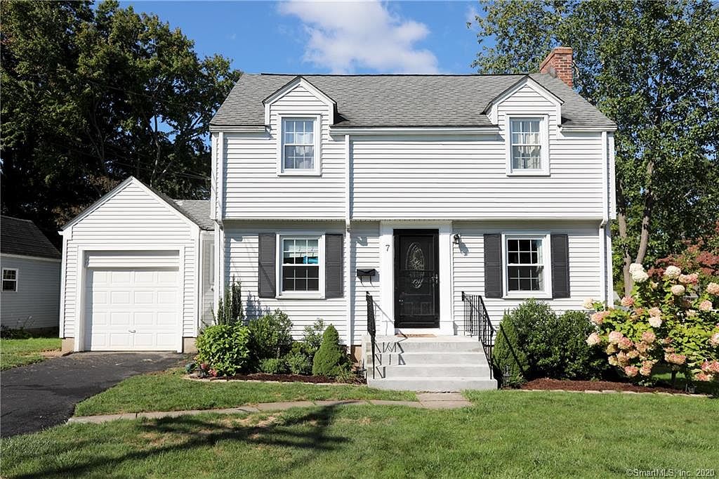 7 Gifford Rd, West Hartford, CT 06119 Zillow