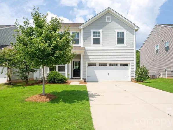 178 Sutters Mill Dr, Troutman, NC 28166