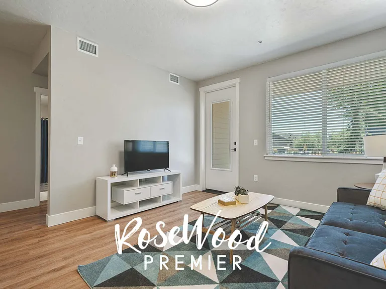 Rosewood and Rosewood Premier — Photo 8