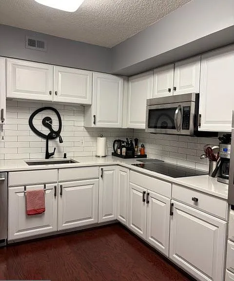 5809 Nicholson Ln #109 — Photo 10