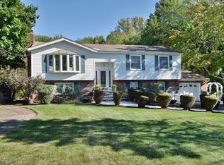 274 S Central Ave, RAMSEY, NJ 07446