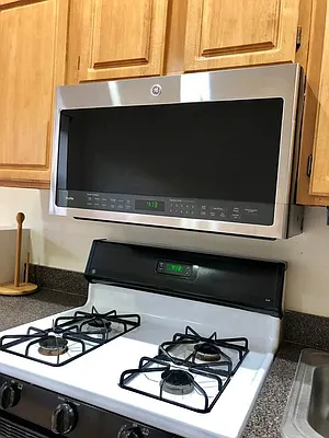 Rented by R New York | media 24