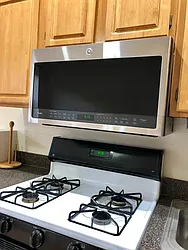 Rented by R New York