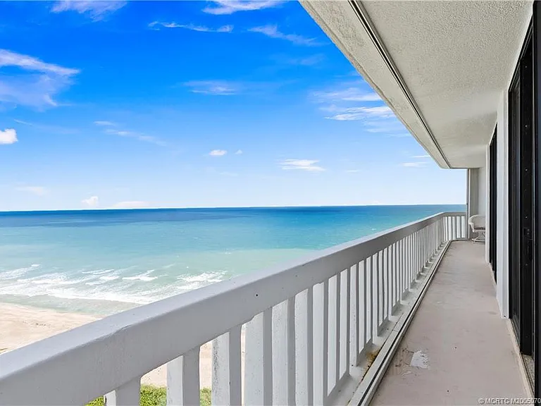 9960 S Ocean Dr #Penthouse 5 — Photo 5