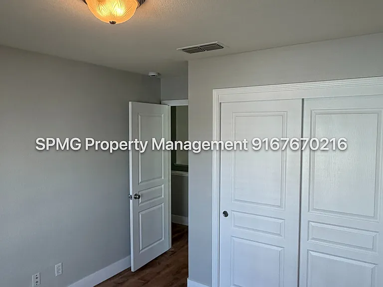 1456 Impressionist Loop — Photo 32