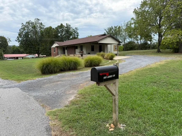 206 Pecan St, Marshall, AR 72650