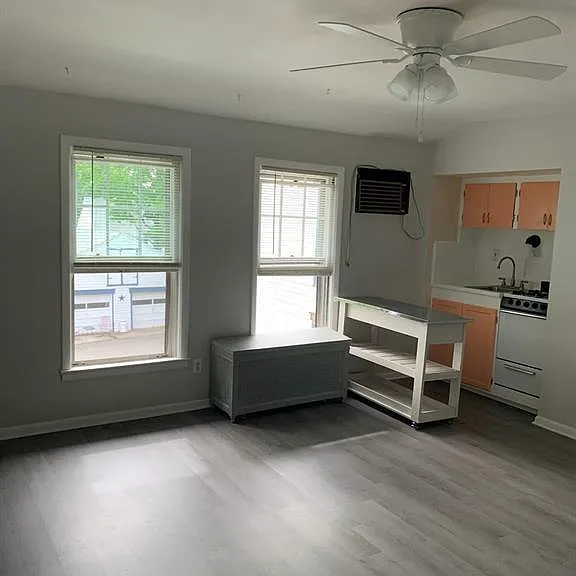 76 S Adelaide Ave #7 — Photo 3