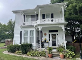 206 E 11th St, Metropolis, IL 62960