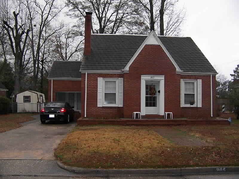 1st image of 205 W 16th St
